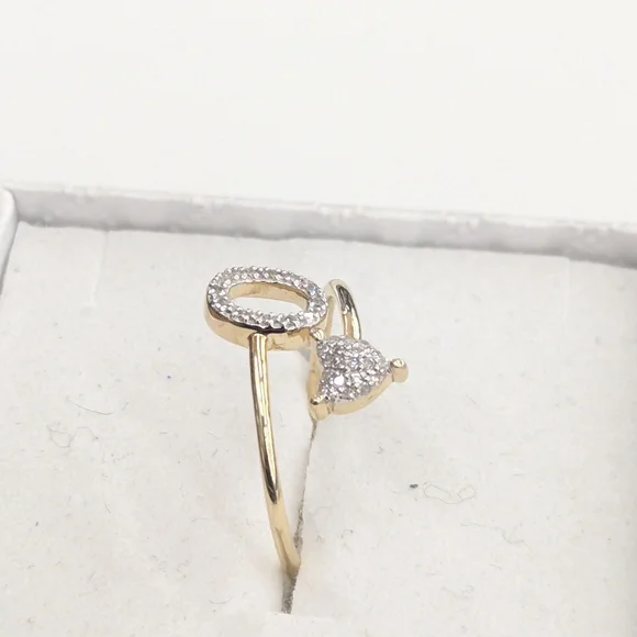Real diamond 10kt Yellow Gold Initial O Ring For Women